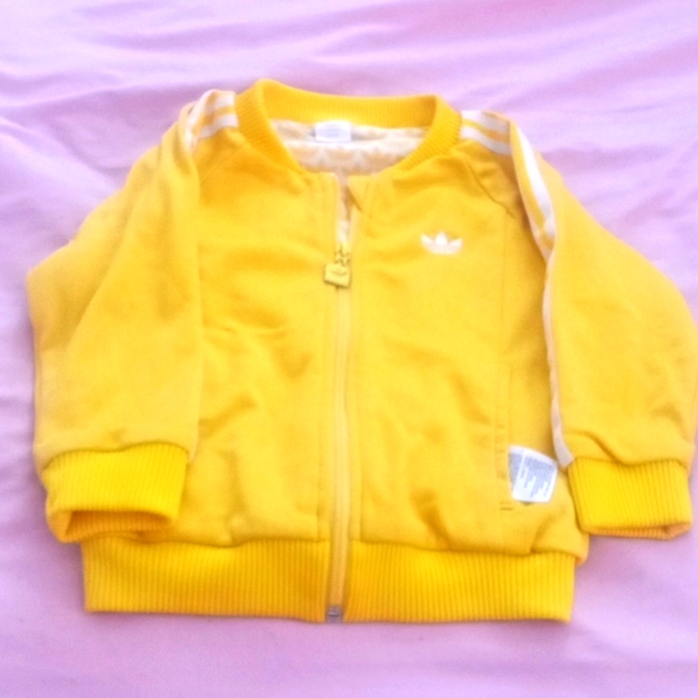 Toddler sweater. (Used)